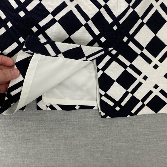 Talbots Pencil Skirt Sz 6 Petite Black and White Geometric Mini - Picture 6 of 11